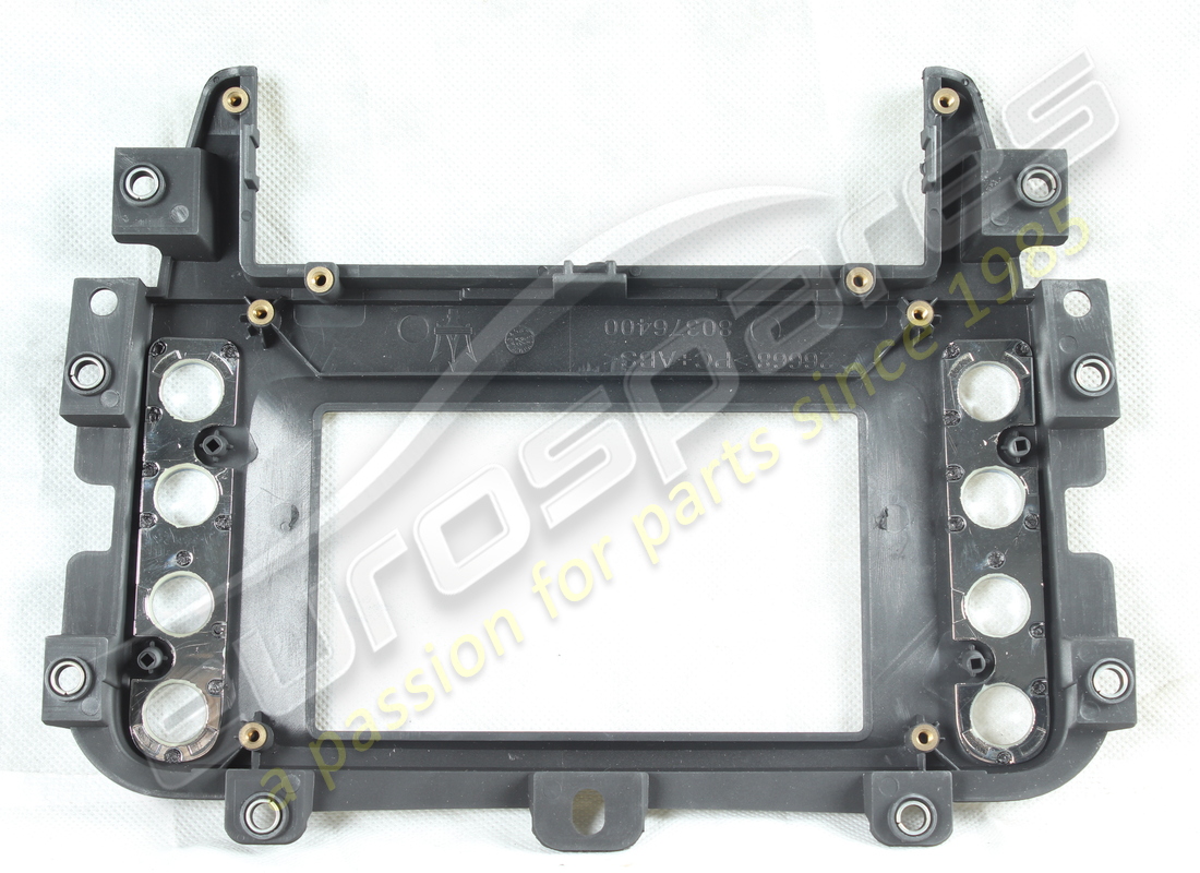 placa nueva maserati (my2009). número de pieza 80376400 (2)