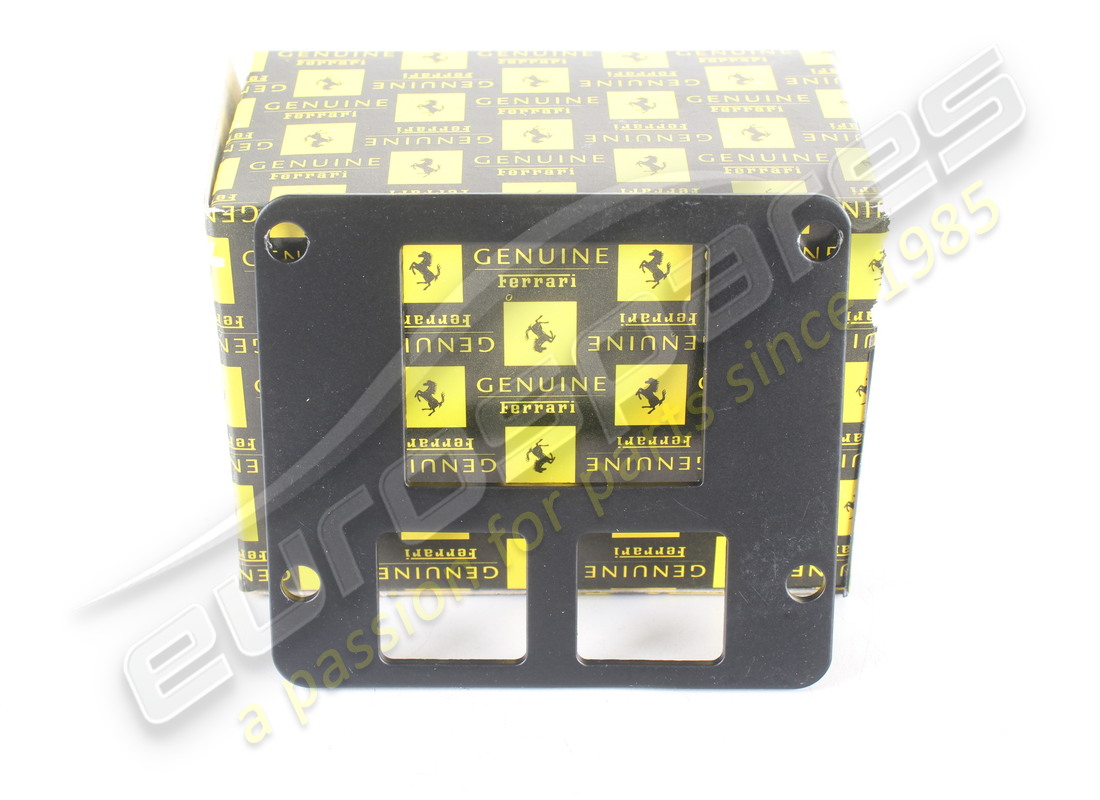 NUEVA PLACA DE SOPORTE FERRARI. NÚMERO DE PIEZA 68744600 (1) nueva placa de soporte ferrari. número de pieza 68744600 (1)