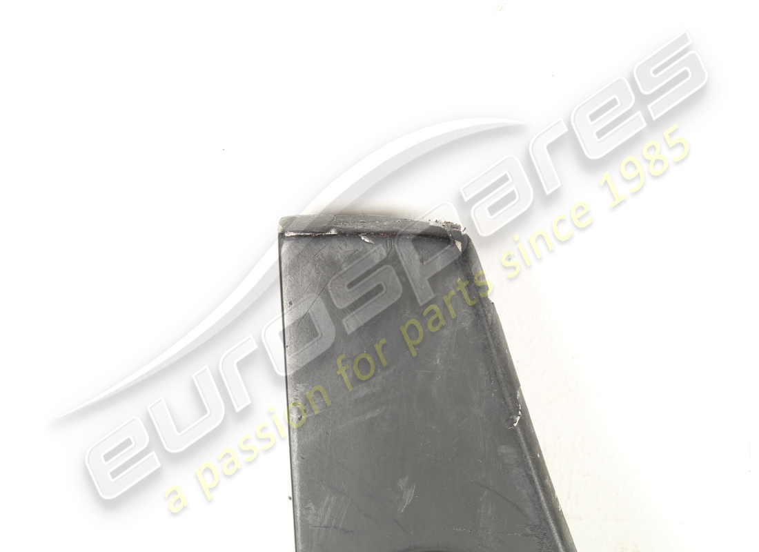 CUBIERTA DE PARACHOQUES TRASERO USADA LAMBORGHINI. NÚMERO DE PIEZA 410807649A (2) cubierta de parachoques trasero usada lamborghini. número de pieza 410807649a (2)