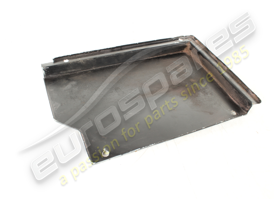 ESCUDO Ferrari USADO. NÚMERO DE PARTE 61479900 (1)