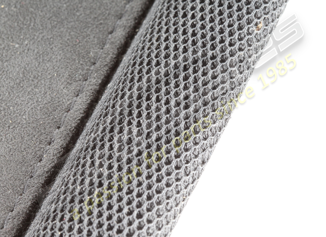 ELEM. DE ESTANTE PARA PAQUETE HORIZONTAL FERRARI USADO. NÚMERO DE PARTE 84858000 (6) elem. de estante para paquete horizontal ferrari usado. número de parte 84858000 (6)