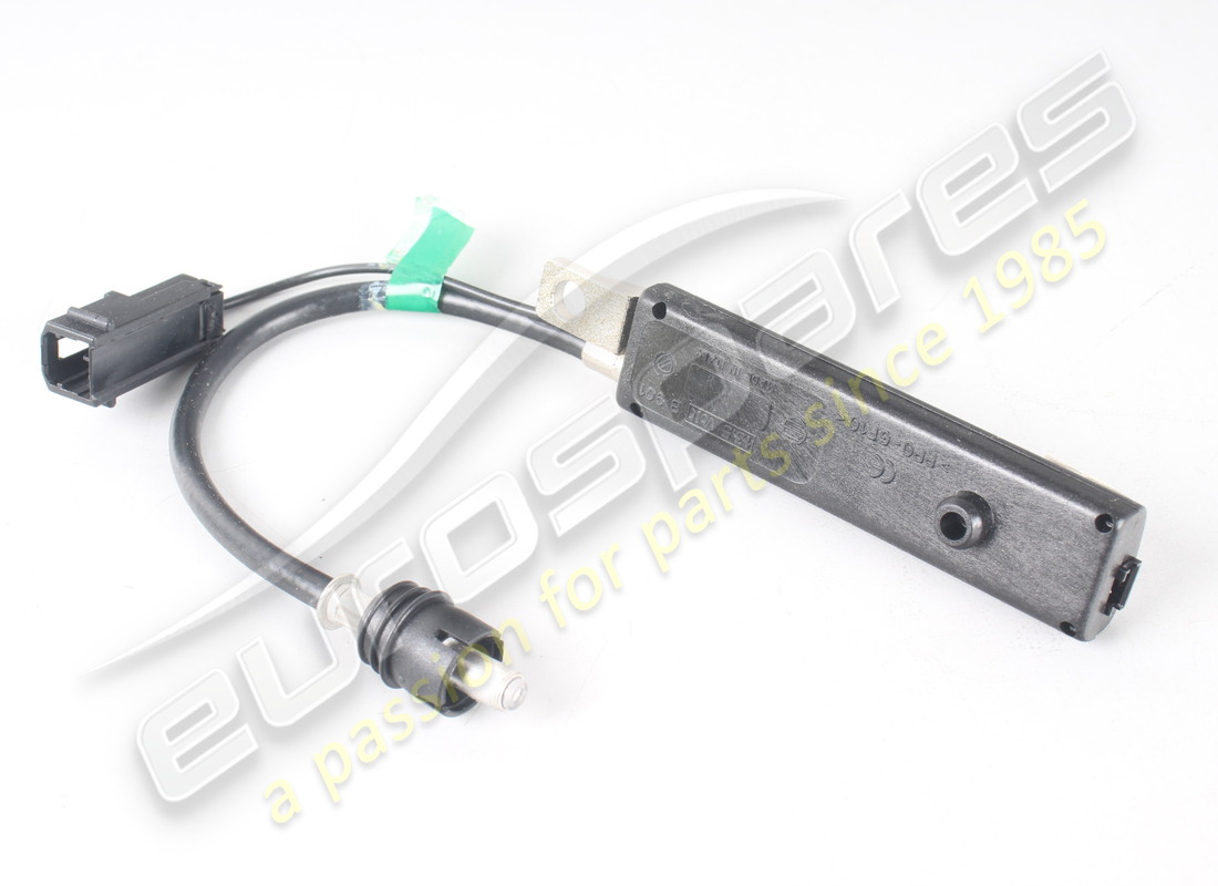 NUEVO PREAMPLIFICADOR DE ANTENA FERRARI. NÚMERO DE PIEZA 176238 (1) nuevo preamplificador de antena ferrari. número de pieza 176238 (1)