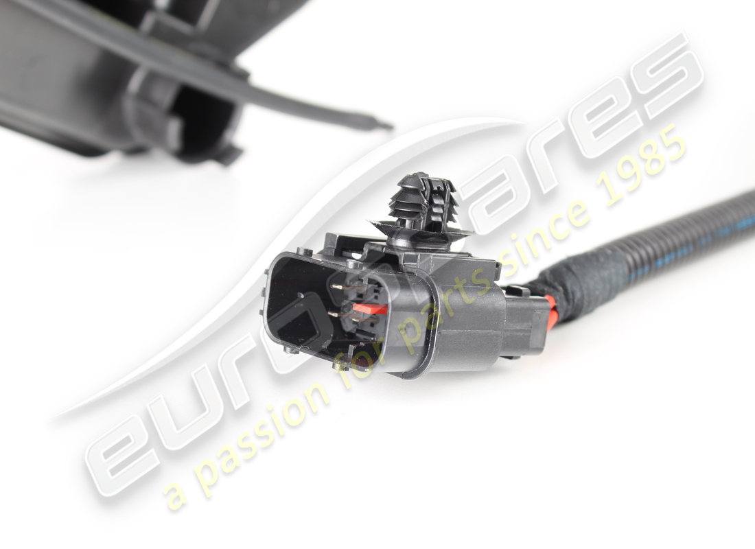 NUEVO ARANDELA DEL LAVAPARABRISAS MASERATI. NÚMERO DE PARTE 670032343 (5) nuevo arandela del lavaparabrisas maserati. número de parte 670032343 (5)