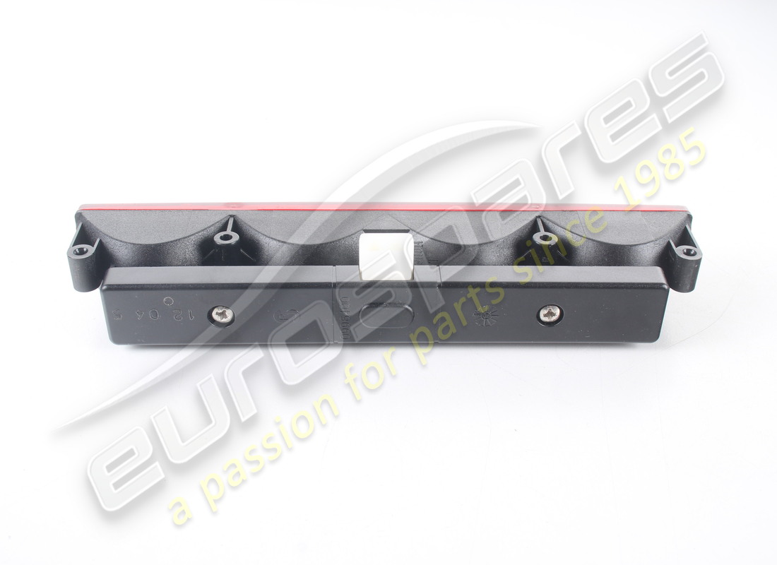 NUEVA MASERATI LUZ DE FRENO CENTRAL EN PAR. NÚMERO DE PARTE 373100132 (2) nueva maserati luz de freno central en par. número de parte 373100132 (2)