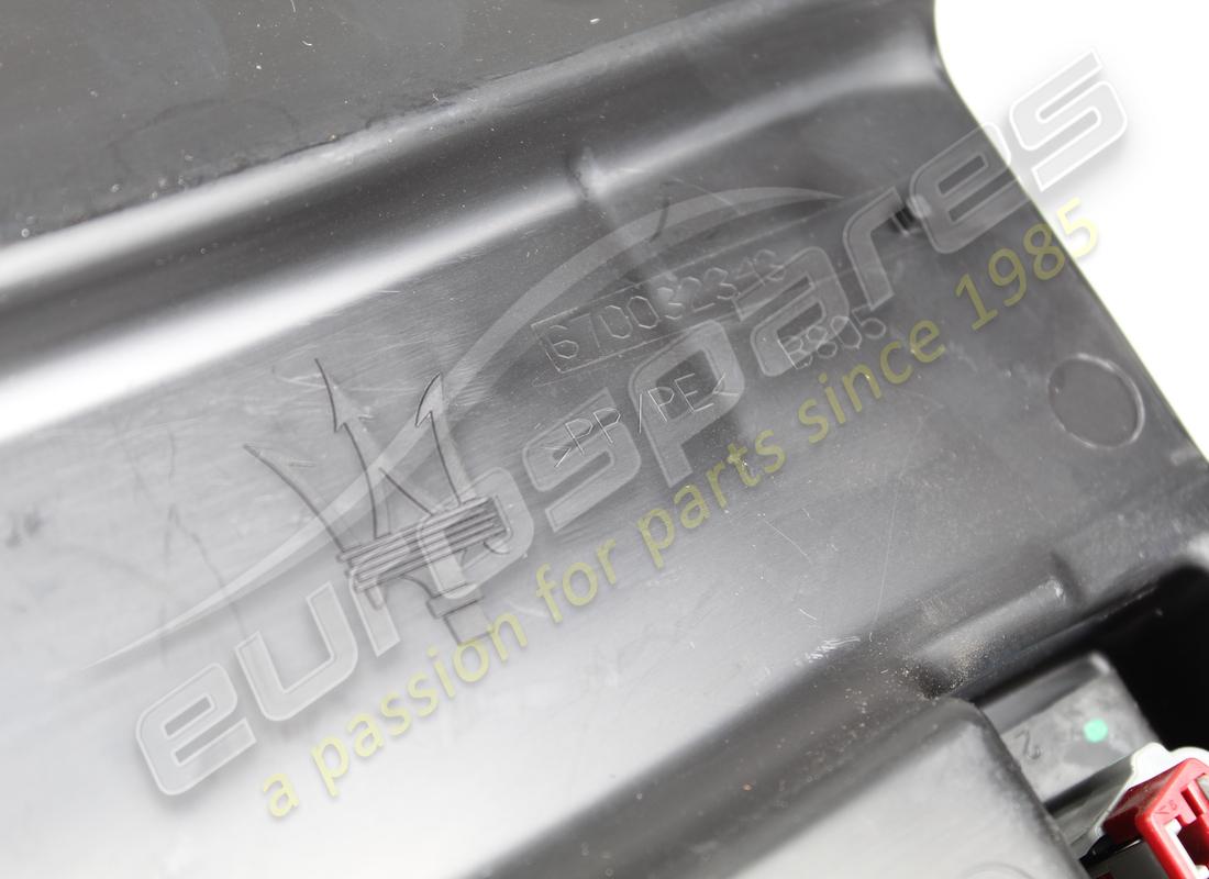 NUEVO ARANDELA DEL LAVAPARABRISAS MASERATI. NÚMERO DE PARTE 670032343 (6) nuevo arandela del lavaparabrisas maserati. número de parte 670032343 (6)