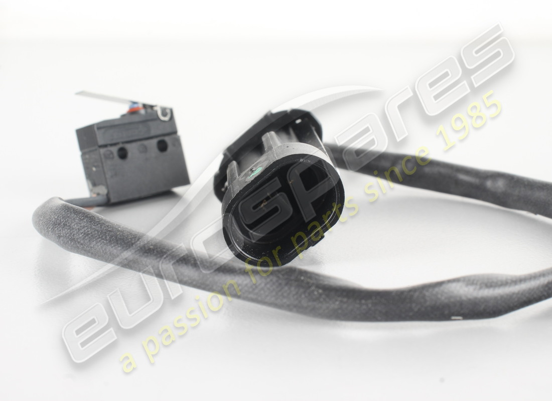 nuevo ferrari microinterruptor.. número de pieza 67493300 (2)