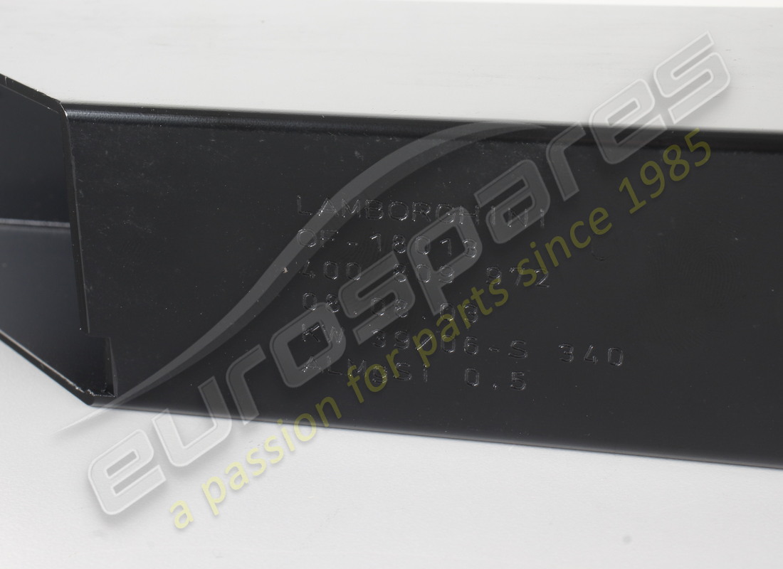 new lamborghini support pillar b. part number 400809972 (3)