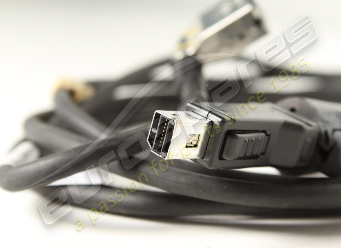 CABLE DE VÍDEO Ferrari NDM/NDR LVDS USADO. NÚMERO DE PARTE 311950 (1)