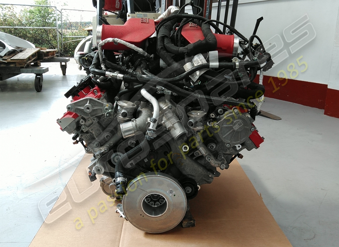 motor tributo usado ferrari. número de pieza 985000334 (2)