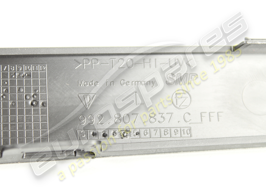 NUEVO MOLDE PORSCHE NEGRO MATE. NÚMERO DE PIEZA 992807837COK1 (4) nuevo molde porsche negro mate. número de pieza 992807837cok1 (4)