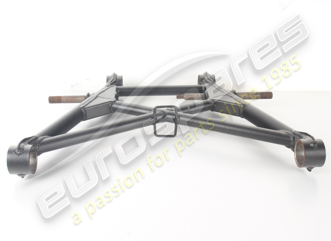 NUEVA PALANCA INFERIOR TRASERA FERRARI. NÚMERO DE PIEZA 124304 (4) nueva palanca inferior trasera ferrari. número de pieza 124304 (4)