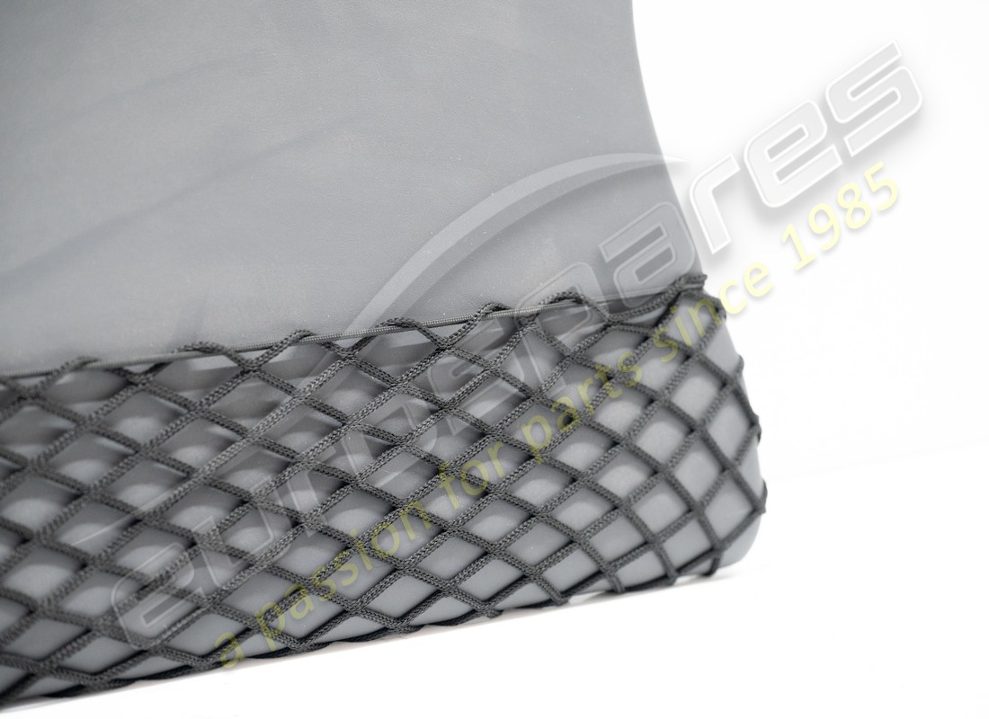 EMBELLECEDOR DE MAMPARA TRASERA FERRARI USADO. NÚMERO DE PIEZA 845310.. (2) embellecedor de mampara trasera ferrari usado. número de pieza 845310.. (2)