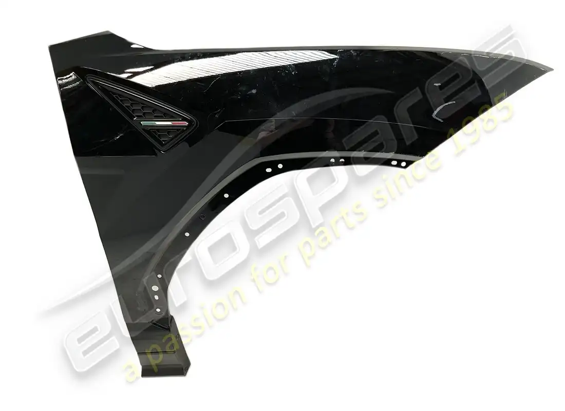 GUARDABARROS DELANTERO DERECHO Lamborghini USADO. NÚMERO DE PARTE 4ML821106A (1)