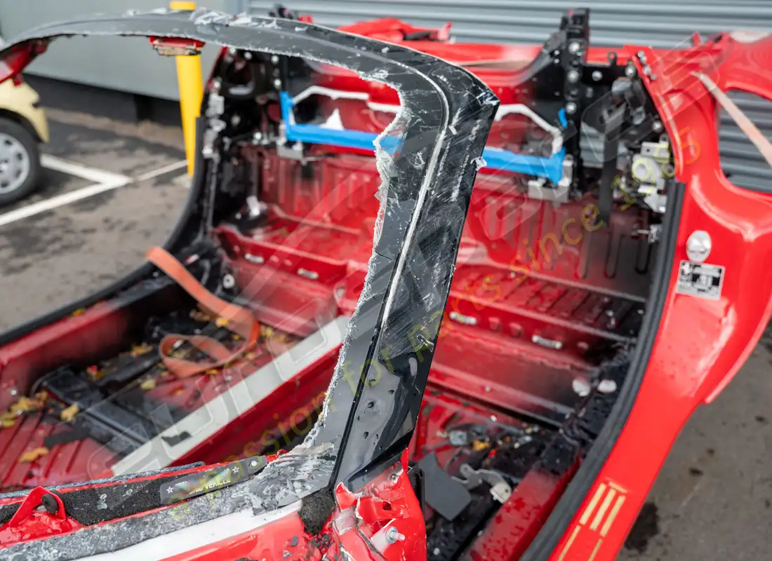 módulo frontal usado ferrari. número de pieza 985916667 (11)