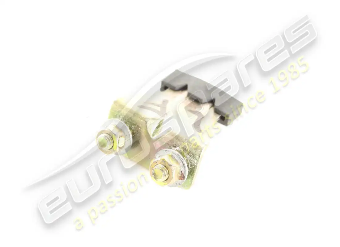 SOPORTE DELANTERO Ferrari USADO. NÚMERO DE PARTE 67613900 (1)