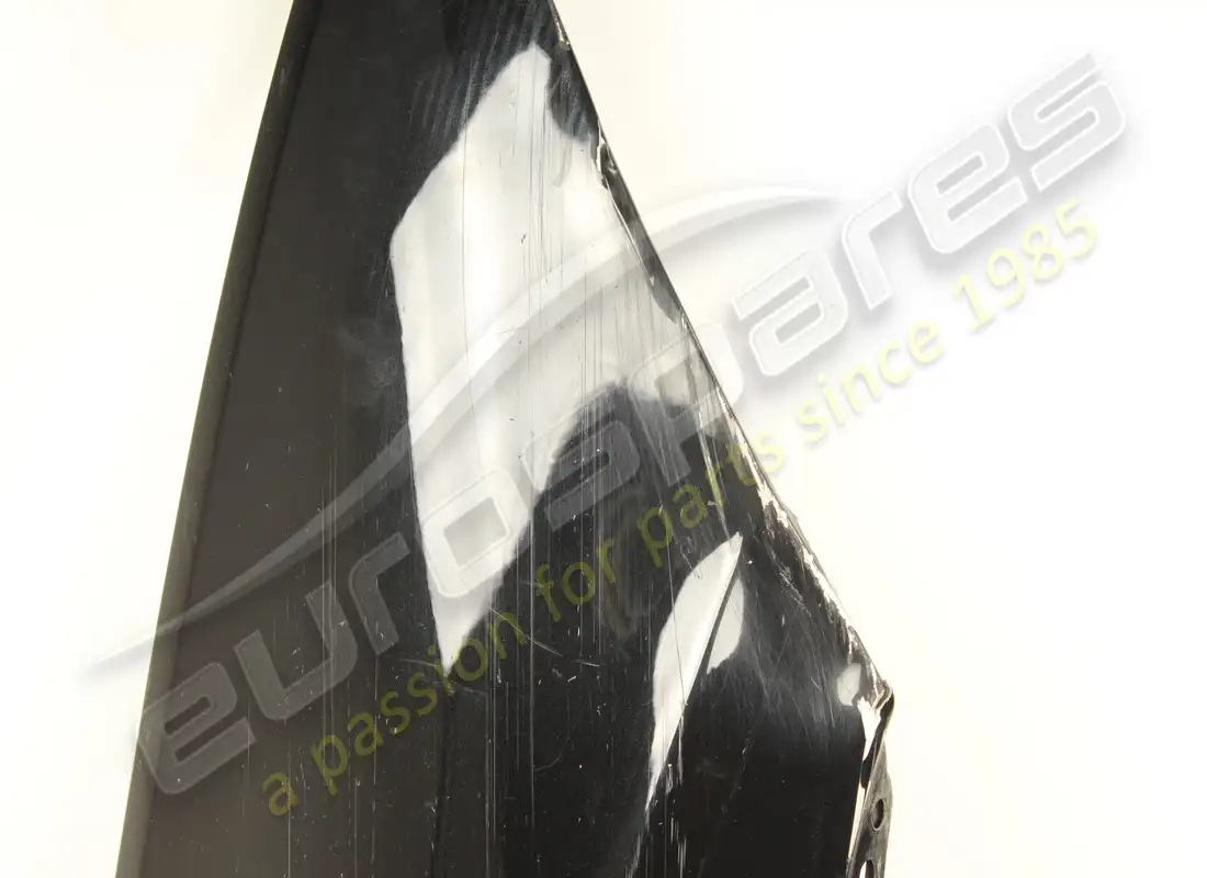 guardabarros delantero derecho lamborghini dañado. número de pieza 4ml821106a (4)