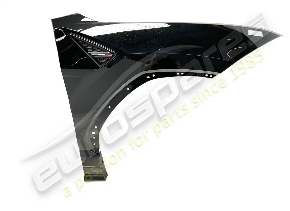 GUARDABARROS DELANTERO DERECHO Lamborghini USADO. NÚMERO DE PARTE 4ML821106A (1)