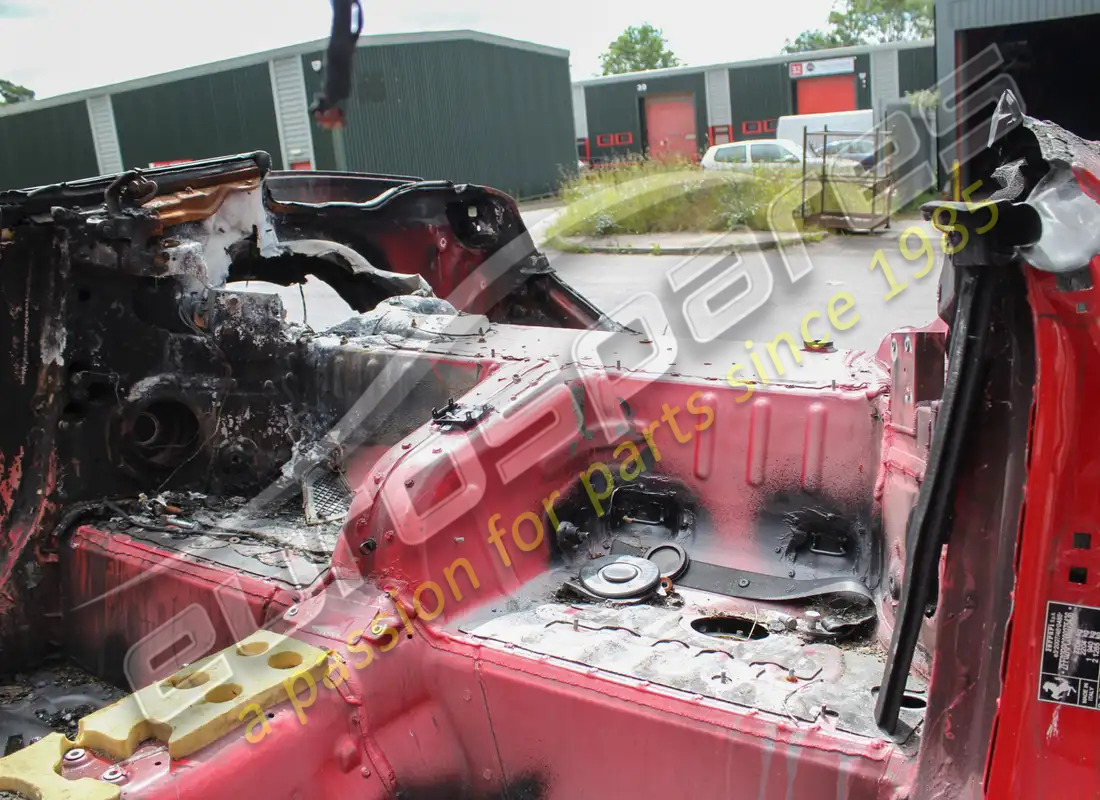 chasis y cuerpo del extremo trasero ferrari usados. número de parte eap1480020 (4)