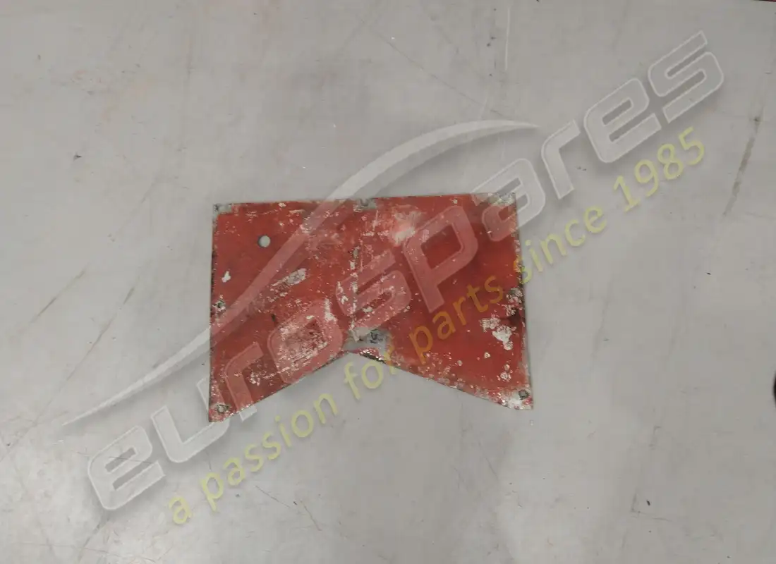 PANEL FRONTAL Ferrari DAÑADO. NÚMERO DE PARTE 40355208 (1)