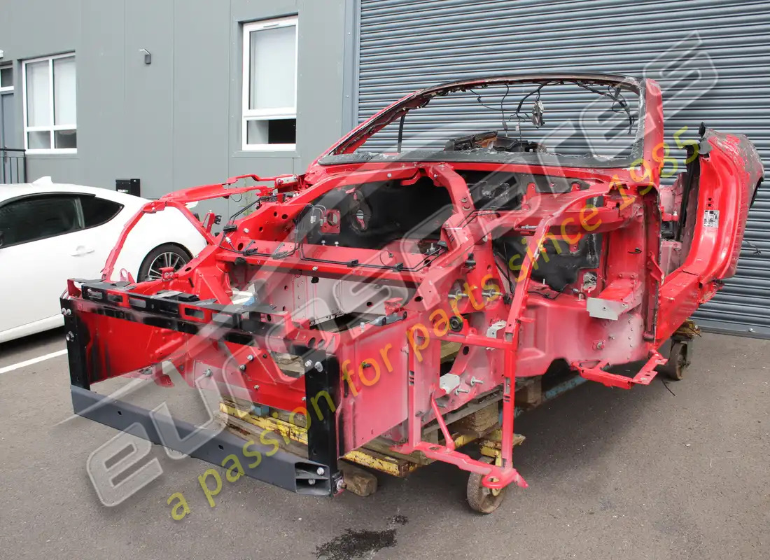 chasis delantero ferrari usado. número de parte eap1480019 (2)