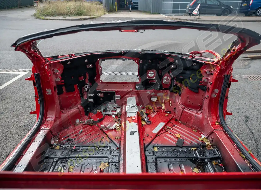 módulo frontal usado ferrari. número de pieza 985916667 (6)