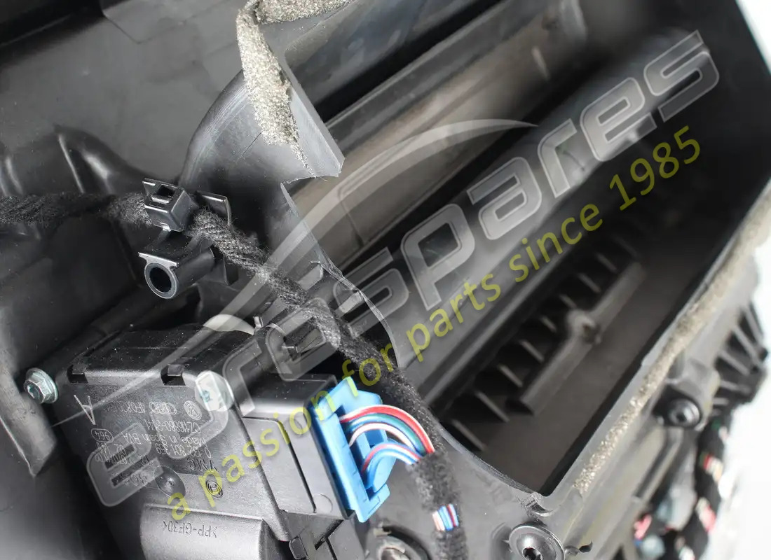 matriz del calentador dañada lamborghini. número de pieza 400820351c (6)
