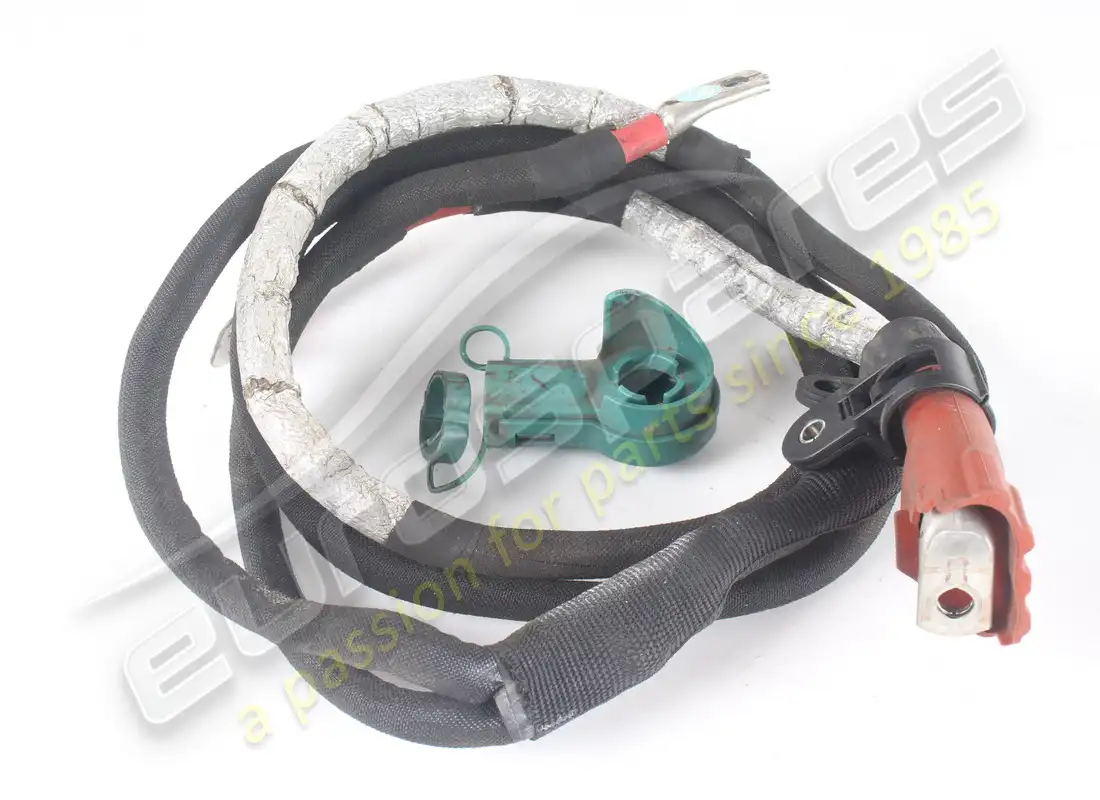 ALTERNADOR Y MOTOR DE ARRANQUE USADOS Ferrari CAB. NÚMERO DE PIEZA 333722 (1)