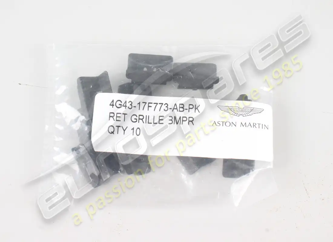 nuevo retenedor aston martin para rejilla de parachoques delantero. número de pieza 4g4317f773abpk (1)