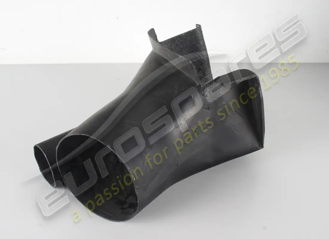 new ferrari rh brake air conveyor. part number 124191 (1)