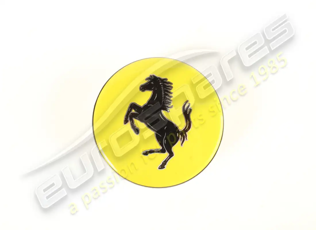 TAPACUBOS Ferrari USADO. NÚMERO DE PARTE 340066 (1)