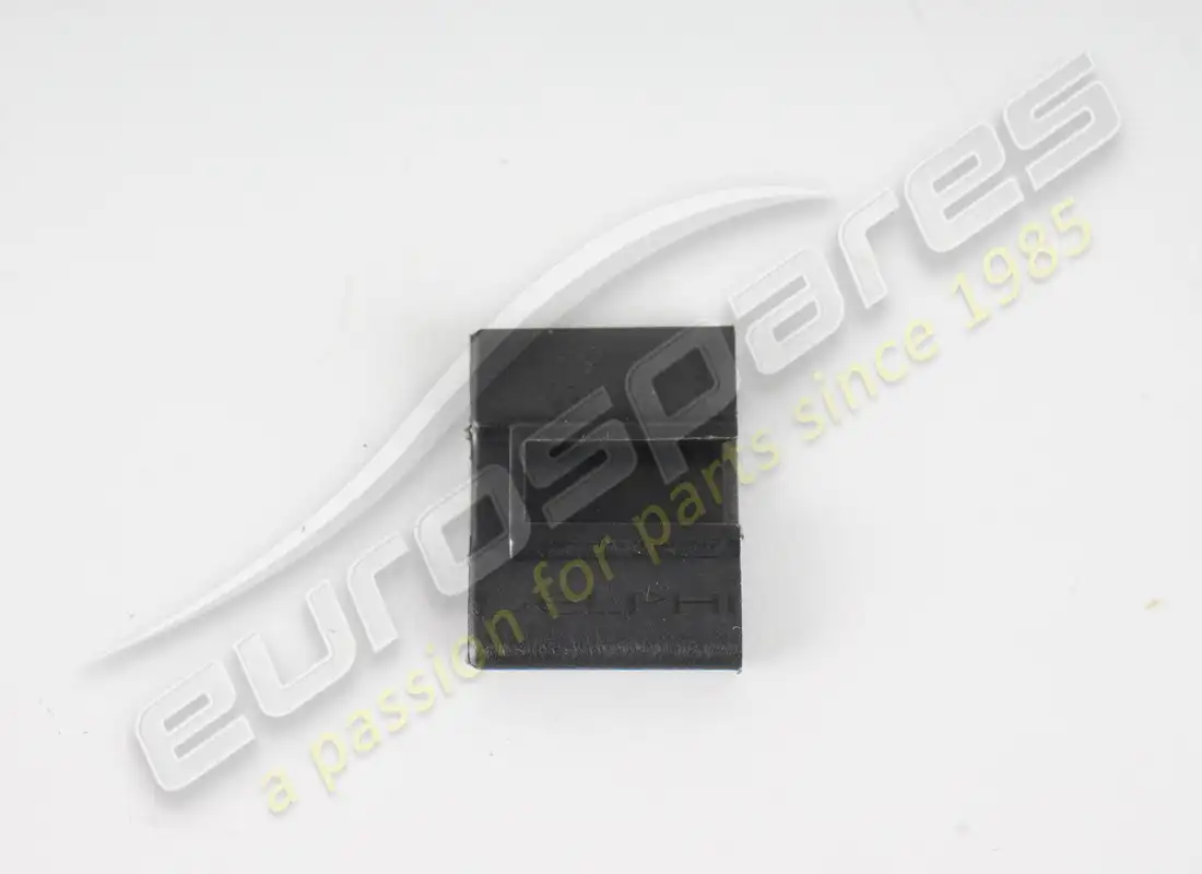 nuevo adaptador ferrari. número de pieza 84486900 (1)