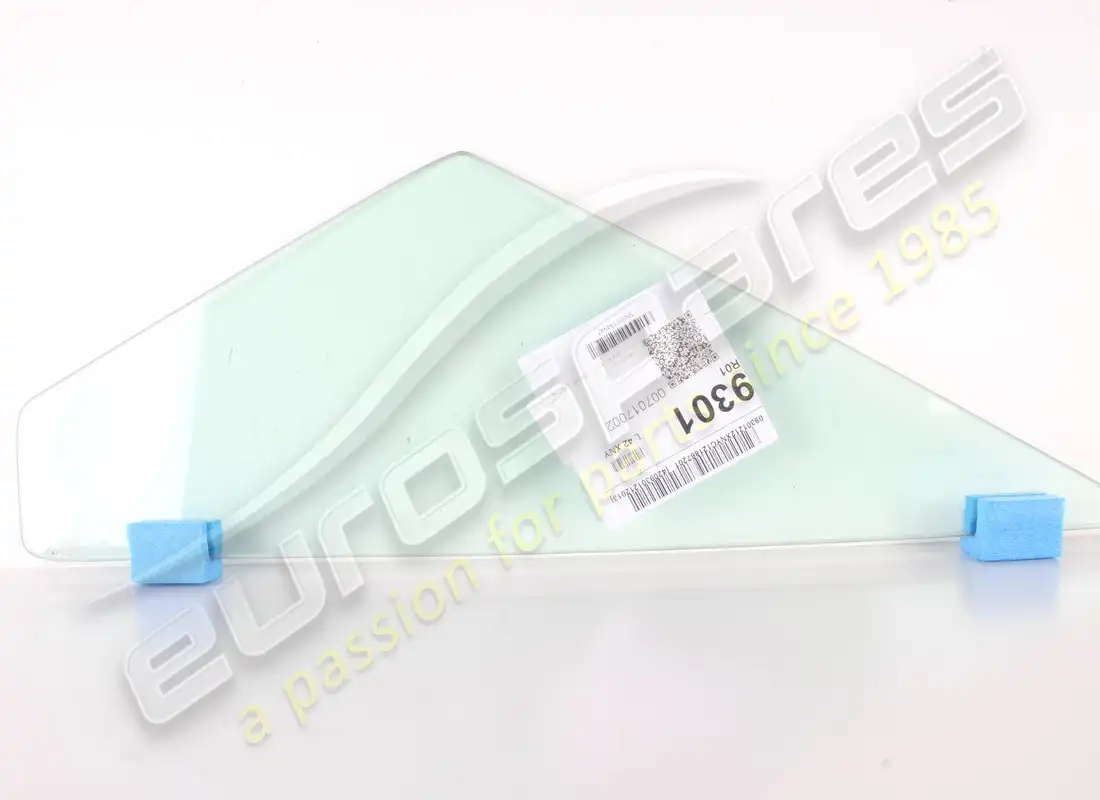 NUEVA VENTANA TRASERA FIJA DERECHA OEM. NÚMERO DE PIEZA 007017002 (1)