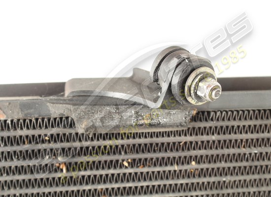 usado ferrari número de pieza del radiador de aceite 180923