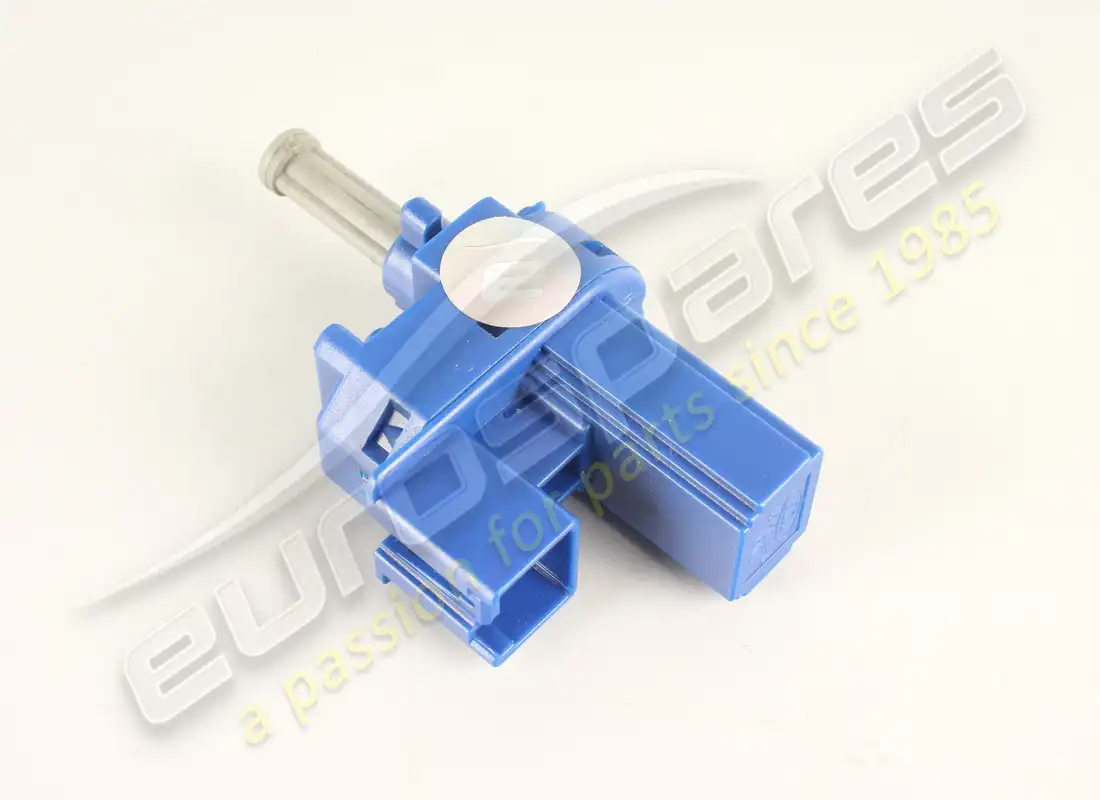 used aston martin swtc-cruise deact vt. part number 4g433710016 (2)