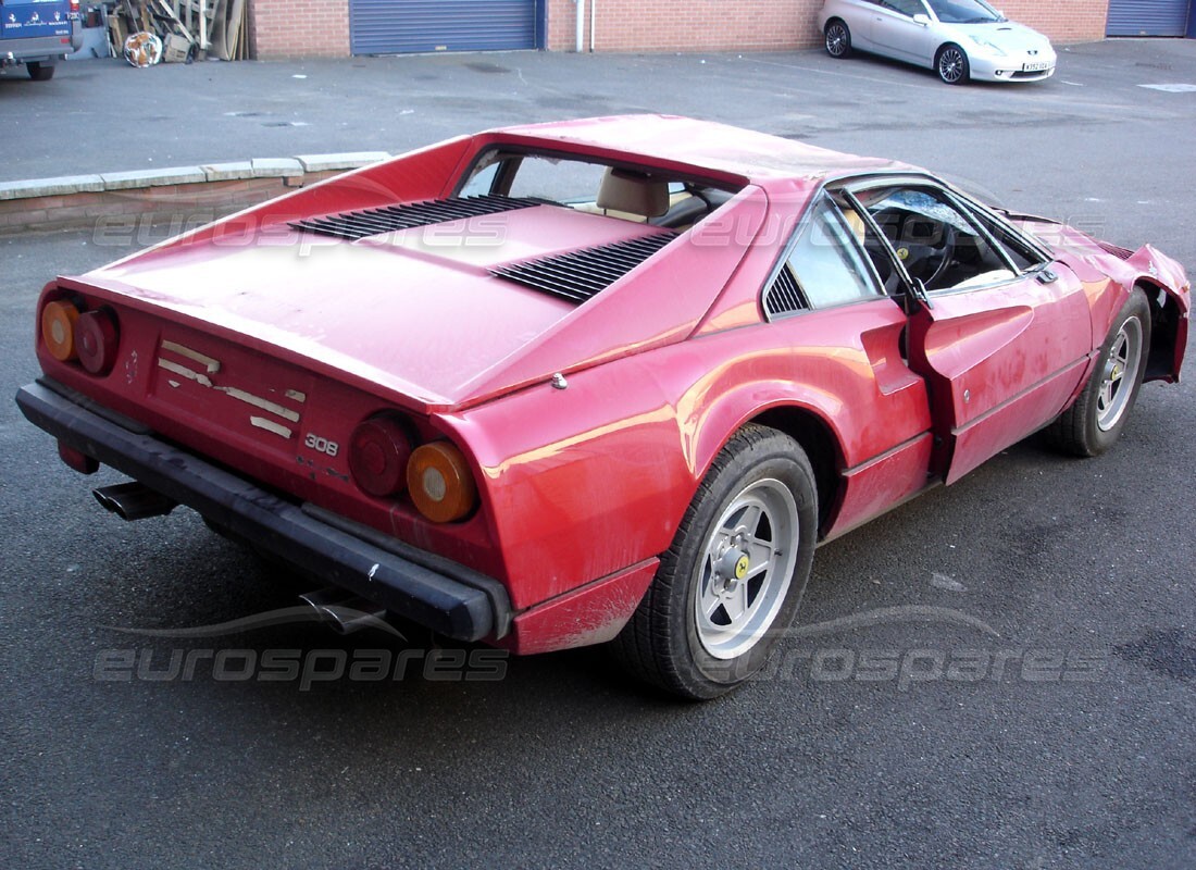 ferrari 308 quattrovalvole (1985) con 29,151 miles, preparándose para desmantelar #4