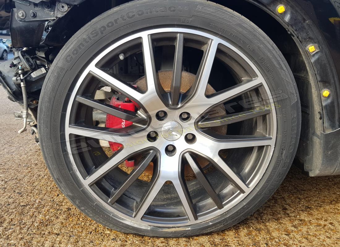 maserati levante (2017) con 39,360 miles, preparándose para desmantelar #16