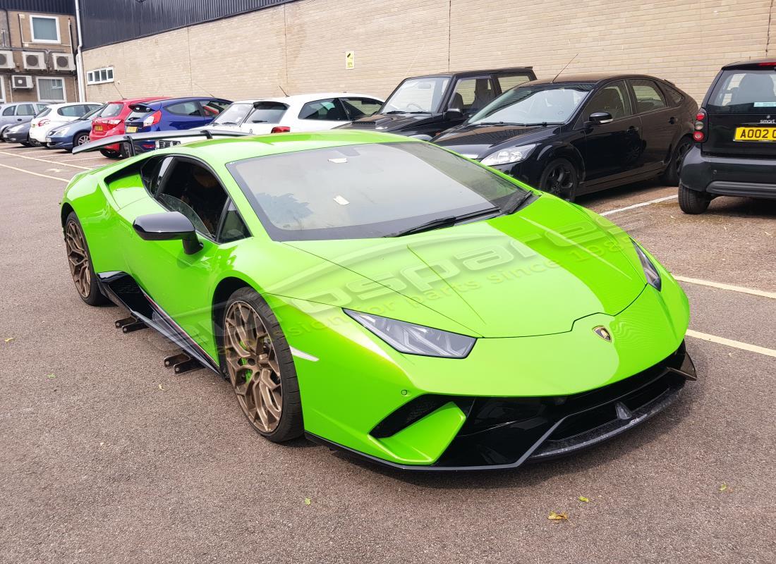 lamborghini performante coupe (2018) con 6,976 miles, preparándose para desmantelar #7