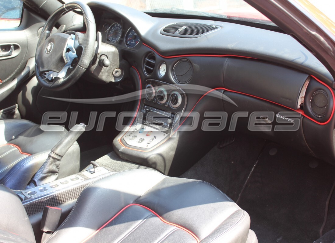 maserati 4200 gransport (2005) con 25,585 kilómetros, en preparación para desmantelamiento #8