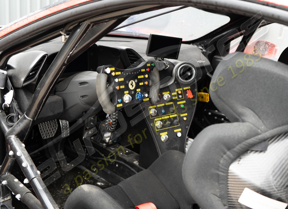 ferrari 488 challenge con 3900km, preparándose para desmantelar #14