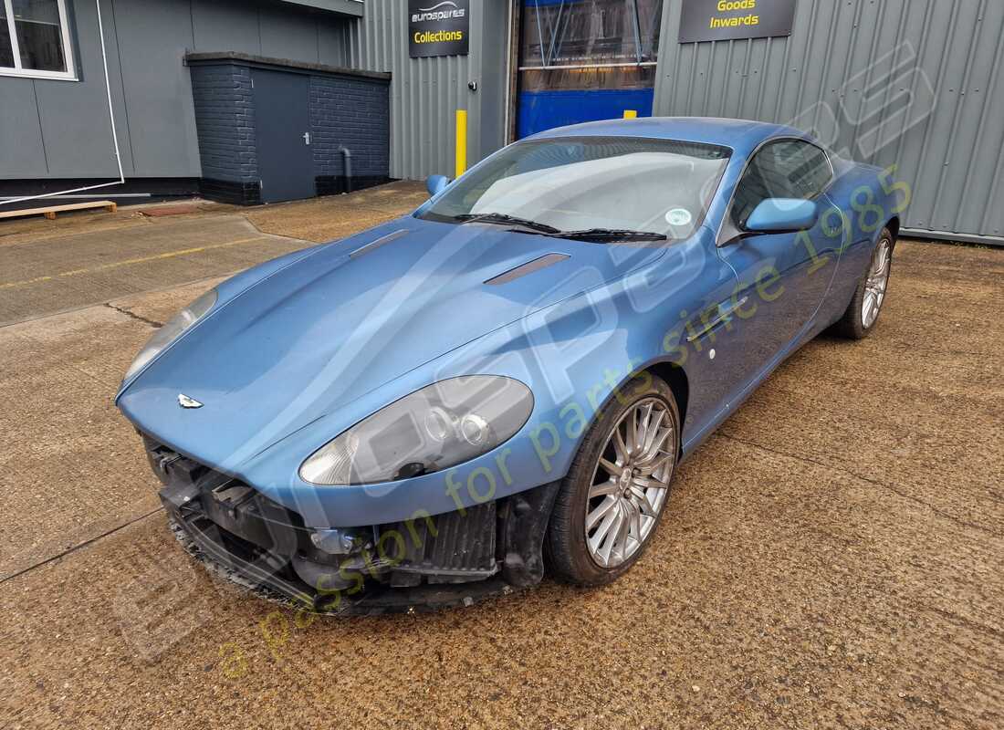 aston martin db9 (2007) preparándose para el desmantelamiento en eurospares