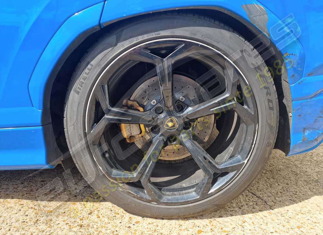 lamborghini urus (2020) con 13,163 miles, preparándose para desmantelar #23