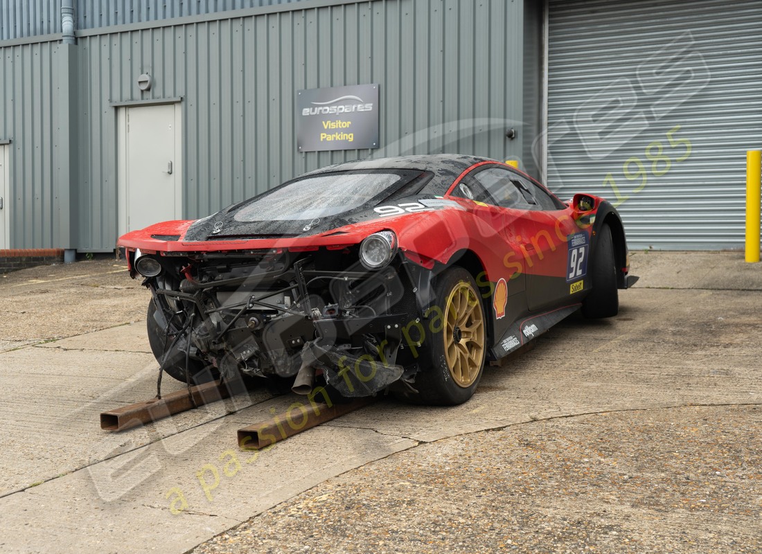 ferrari 488 challenge con 3900km, preparándose para desmantelar #5