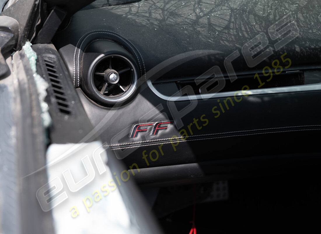 ferrari ff (rhd) con 50305, preparándose para desmantelar #19