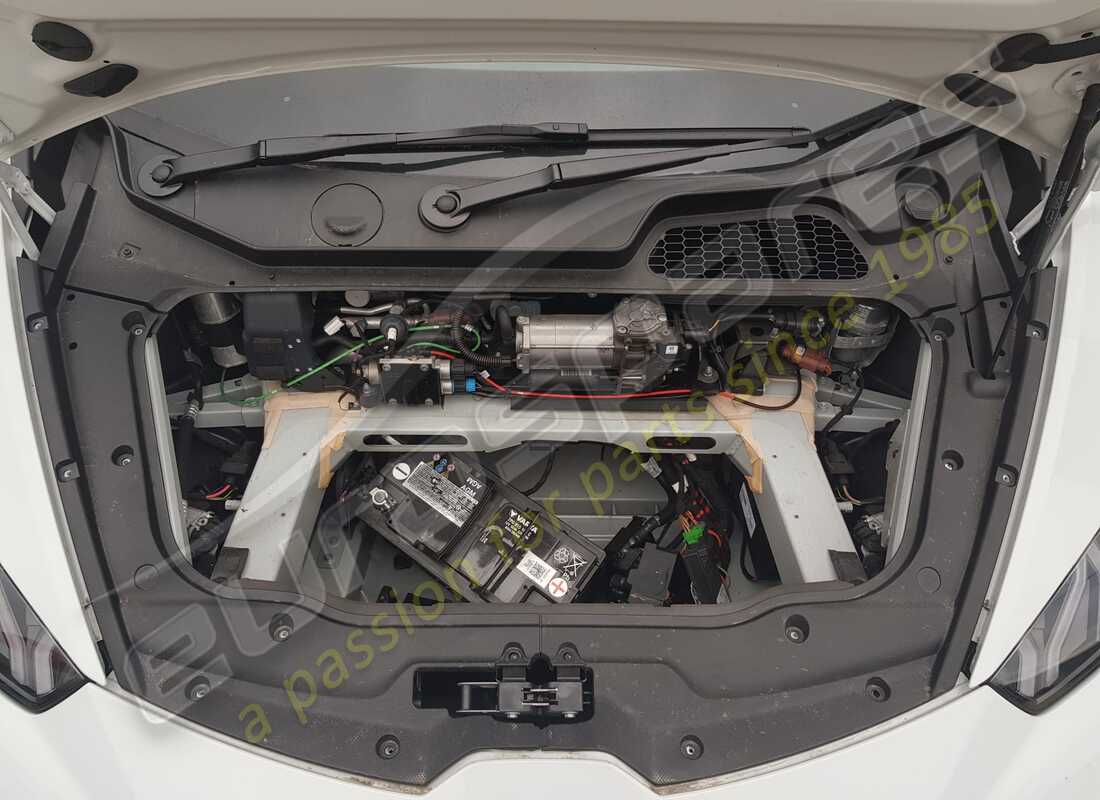 lamborghini 2020 (evo coupe) con 5,415 miles, preparándose para desmantelar #15