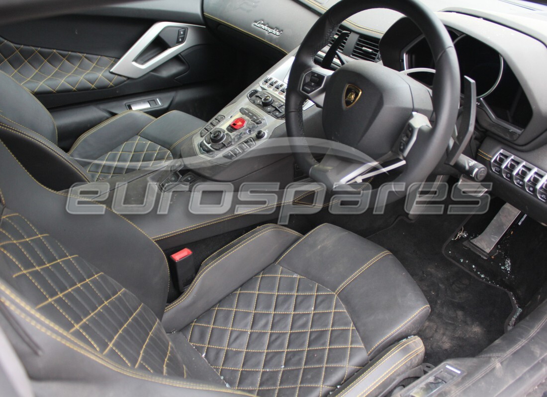 lamborghini 2014 (lp700-4 coupe) con 8,926 miles, preparándose para desmantelar #5