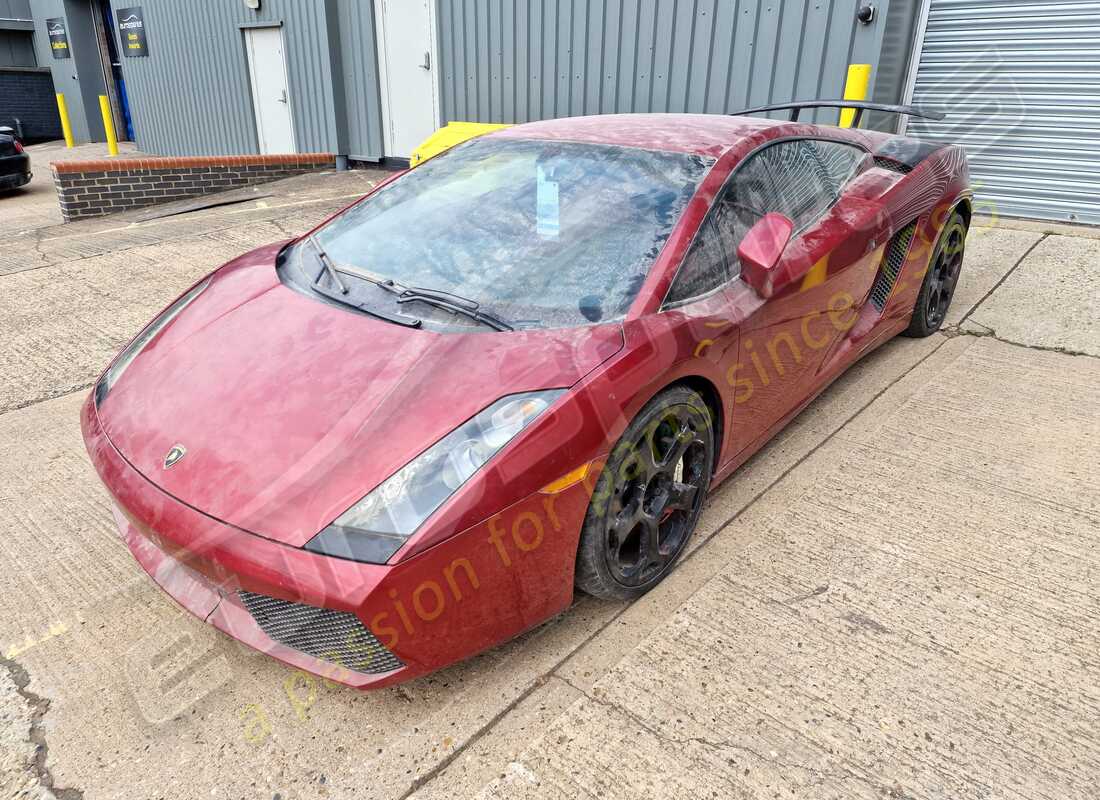 lamborghini gallardo coupe (2006) preparándose para el desmantelamiento en eurospares