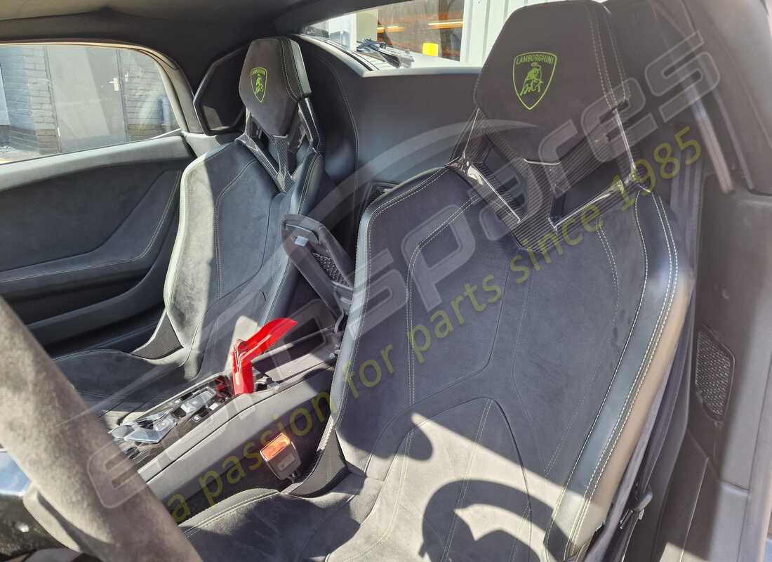 lamborghini 2017 (lp610-4 spyder) con 21,701 kilómetros, en preparación para desmantelamiento #11