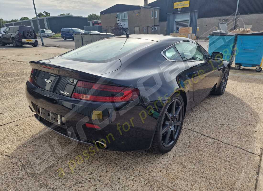 aston martin v8 vantage (2006) con 84,619 miles, preparándose para desmantelar #5