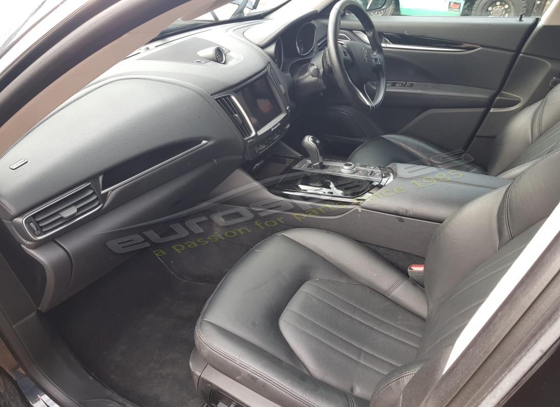 maserati levante (2017) con 39,360 miles, preparándose para desmantelar #10