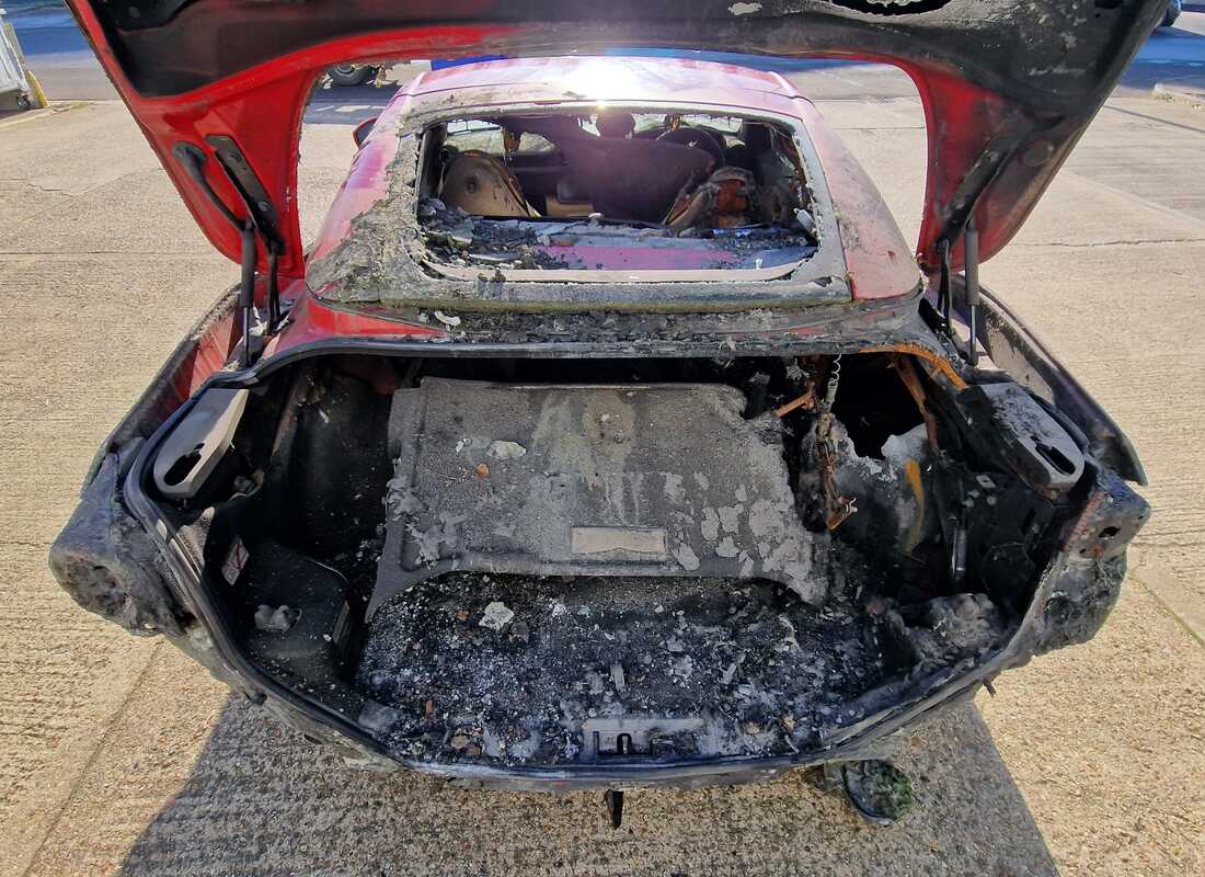 ferrari portofino m con 2000 millas, preparándose para el desmantelamiento #12